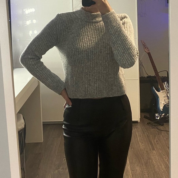 Aubainerie gray sweater very soft - Picture 4 of 5